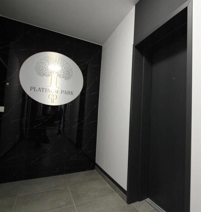 Platinum Park Apartment